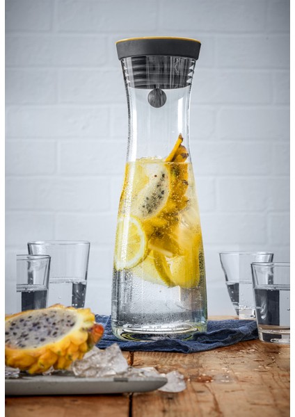 Cam Altın Kapaklı Karaf 1 lt