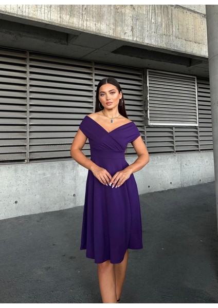 Kayık Yaka Midi Boy Mor Elbise 583259 fiyatları