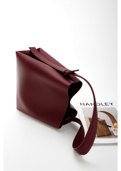 Luxe Sport Omuz Çantası + Makyaj Çantası Hediyeli