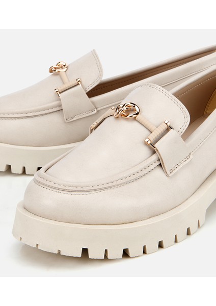 01AYH314700A400 KADIN Ekru Kalın Tabanlı Klasik Loafer modelleri