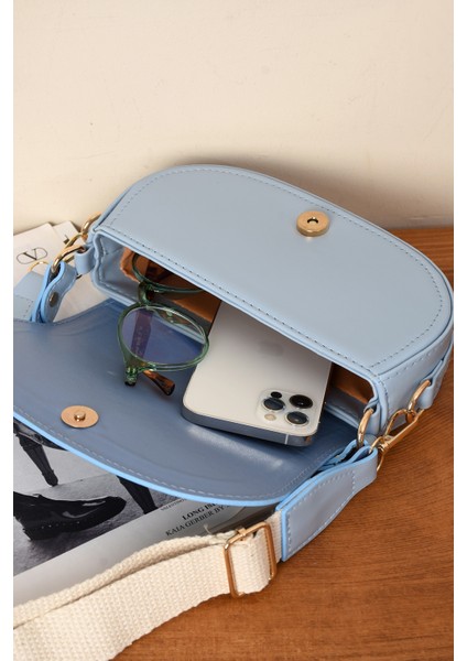 Kadın Omuz ve El Çantası Sade Şık Tasaramlı Kaliteli Temiz Işçilik Çanta fırsatları