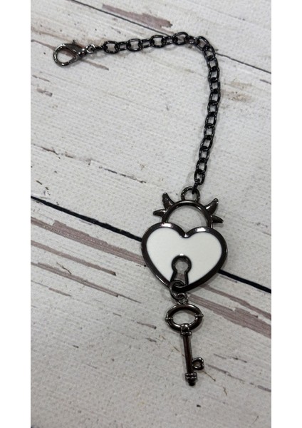 Çanta & Ahantarlık Aksesuarı Anahtarlı Kalpli Model