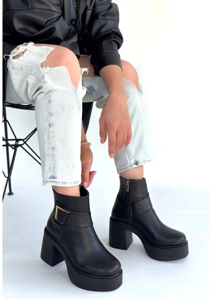 Lonji Siyah Cilt Topuklu Bot modelleri