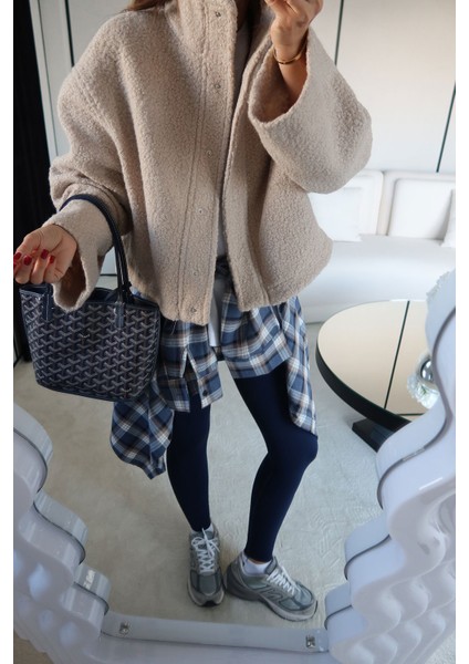 Çıtçıtlı Bürümcüklü Crop Ceket modelleri