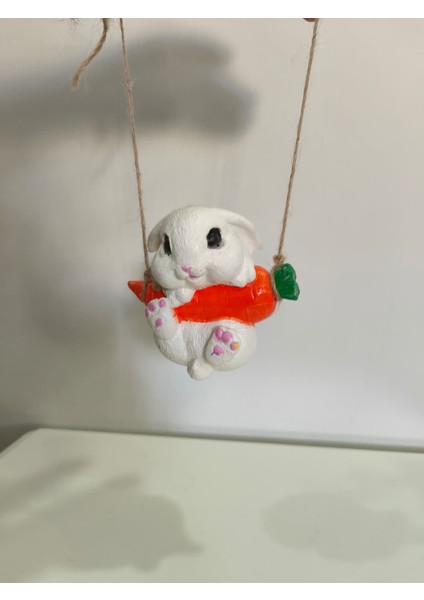 Sallanan Tavşan Dekoratif Biblo Balkon Süsü - Dekoratif Ev Aksesuarı