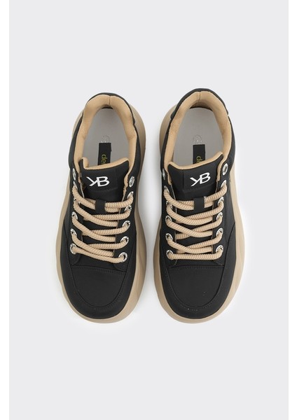 Comfort Taban Bağcıklı Kadın Spor Bot modelleri