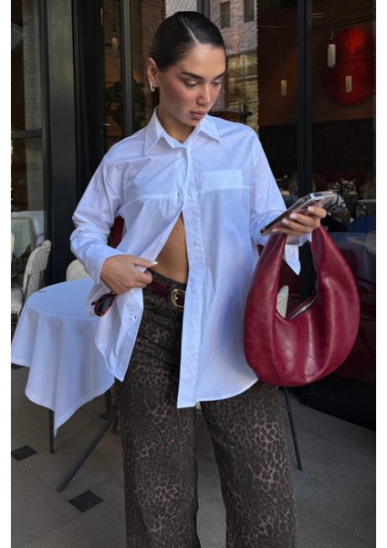 Beyaz Düz Kesim Düğmeli Kadın Gömlek MG2583 fiyatları