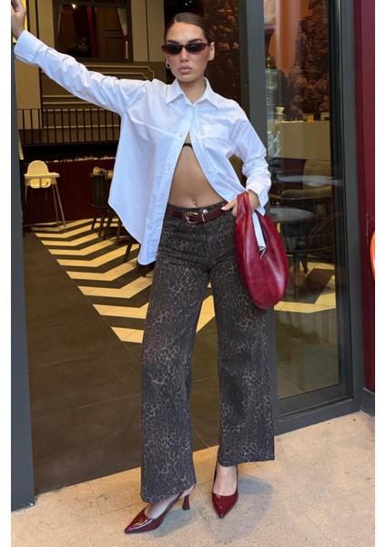 Beyaz Düz Kesim Düğmeli Kadın Gömlek MG2583 modelleri