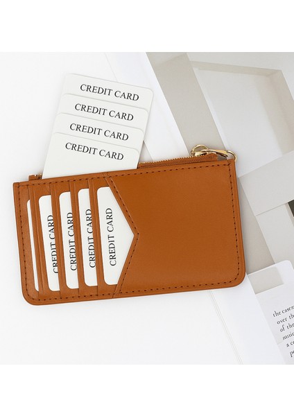 Duru Kartlık – Zarif ve Minimalist Şıklık