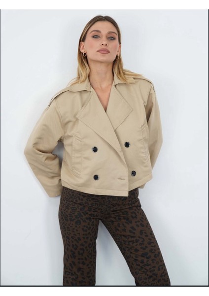 Zr Bej Renkli Oversize Bomber Crop Trençkot modelleri