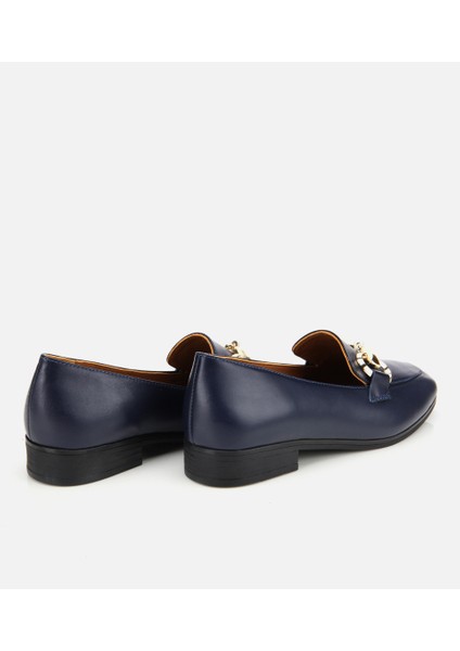 01AYH312430A680 KADIN Deri Lacivert Tokalı Klasik Loafer fırsatları