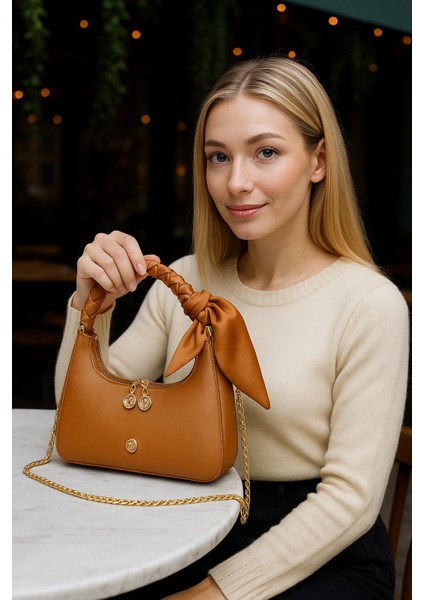 Lüks Fular Detaylı Zincir Askılı Baget Çanta fiyatları