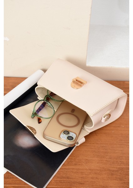 Lüks Tasarımlı Çapraz Askılı El ve Omuz Çantası fiyatları