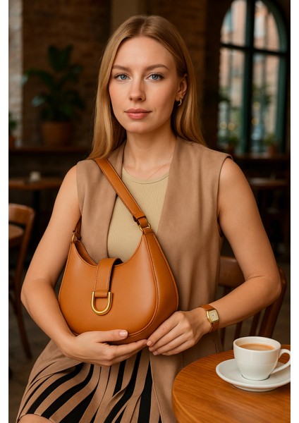 Lüks Metal Tokalı Omuz Çantası