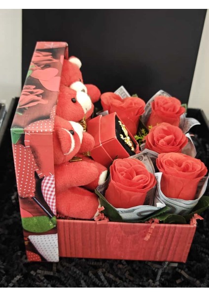 Romantik Hediye Kutusu – Pelüş Ayıcık ve Gül Seti | Sevgiliye Özel Hediye | Kutu Gül Aranjmanı modelleri