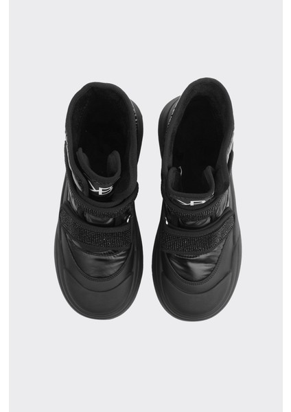 Cırt Cırtlı Kadın Spor Bot modelleri