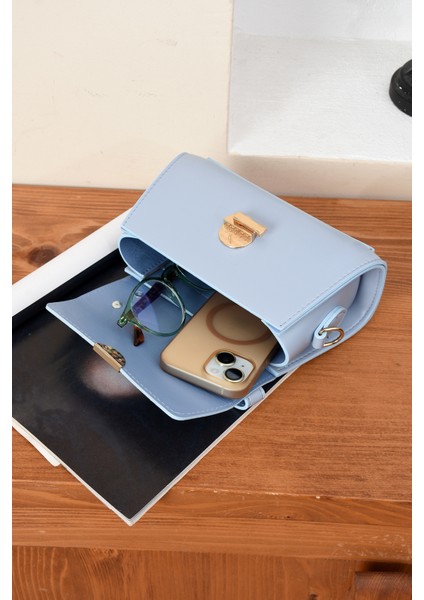 Lüks Tasarımlı Çapraz Askılı El ve Omuz Çantası modelleri