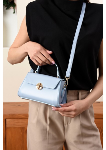 Lüks Tasarımlı Çapraz Askılı El ve Omuz Çantası fırsatları