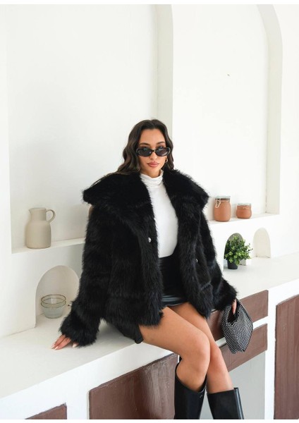 Zr Siyah Oversize Kısa Kürk Mont modelleri