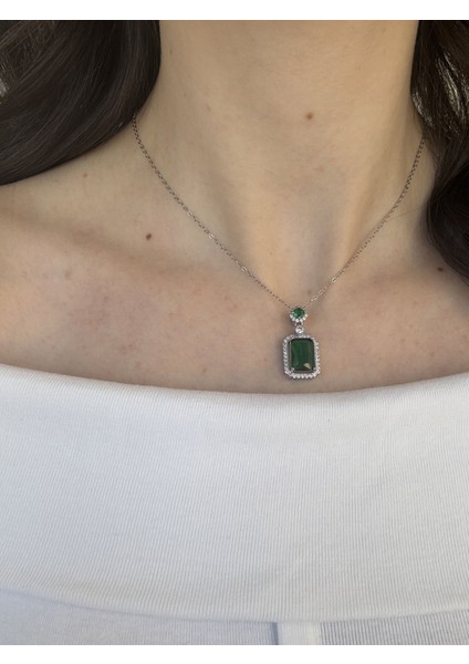 Yeşil Zümrüt Kolye