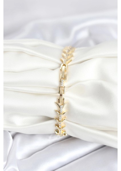 Pirinç Gold Renk Balık Sırtı Model Zirkon Taşlı Kadın Bileklik fiyatları