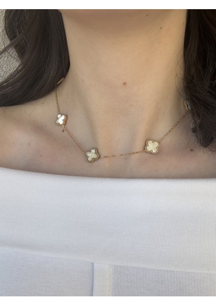 Beyaz Mineli Yonca Kolye modelleri