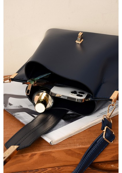 Kadın 3 Bölmeli Elden Tutmalı Omuzdan Asmalı Kaliteli Çanta fiyatları