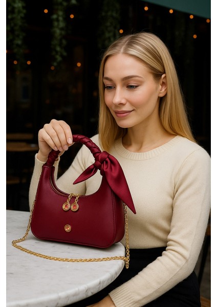 Lüks Fular Detaylı Zincir Askılı Baget Çanta fiyatları