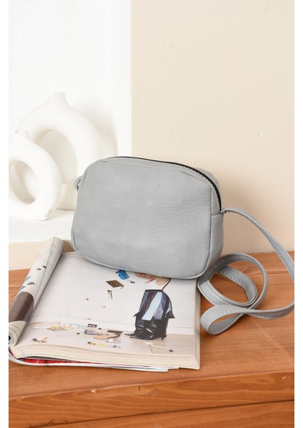 Kadın Günlük Kullanımlık Rahat Omuz Çantası