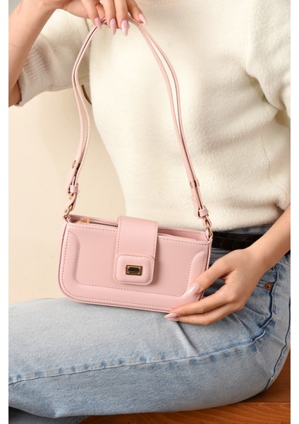 Kadın Şık Tasarımlı Omuzdan Asmalı Ayarlanabilir Kaliteli Işçilikli Çanta fırsatları