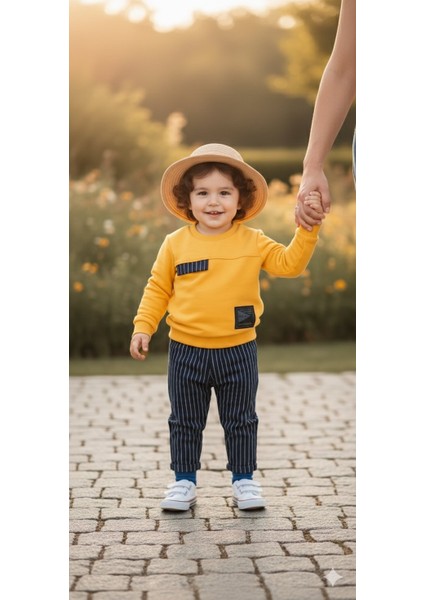 1-4 Yaş Bebek Çocuk Günlük 2’li Mevsimlik Takım |sweatshirt ve Pantolon Kombini Rahat ve Şık Tasarım fırsatları