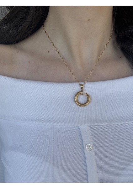 Yarım Tur Gold Kolye modelleri