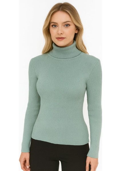 Düz Renk Balıkçı Yaka Kadın Body