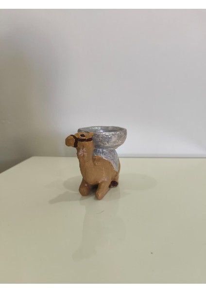 Oturan Deve Dekoratif Biblo Mumluk - Dekoratif Ev Aksesuarı