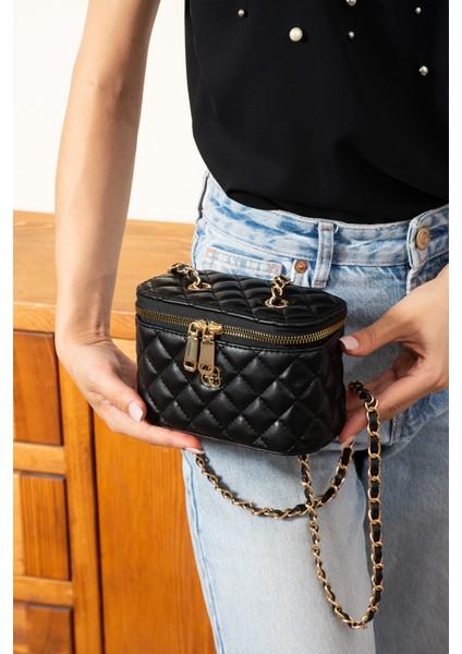 Şık Tasarımı ve Kaliteli Dokusu ile Stilinize Değer Katacak Omuz Çantası fiyatları