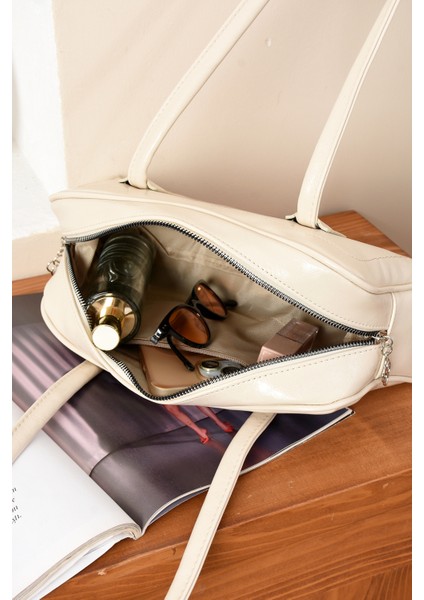 Kadın Lüks Şık Tasarımlı Kaliteli Işçilikli Omuz Çantası fırsatları