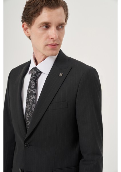 Erkek Siyah Yünlü Platinium Classic Çizgili Slim Fit Sivri Yaka Takım Elbise fiyatları