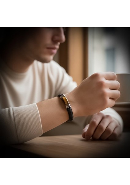 Kaplan Gözü Taşlı Siyah Deri Erkek Çelik Bileklik 31834B6D1 modelleri