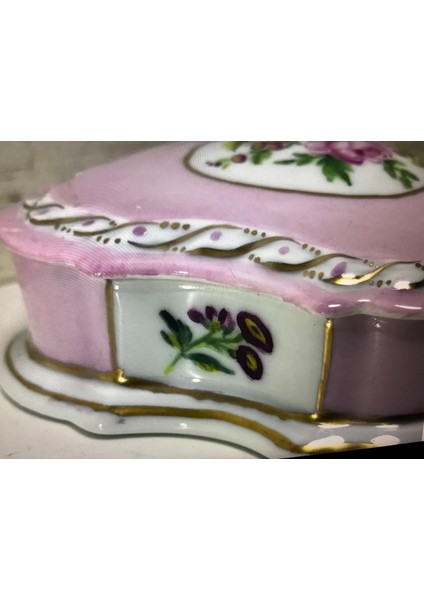 Fransız Limoges El Boyama Bonboniyer 11 cm 11 cm 3,5 cm