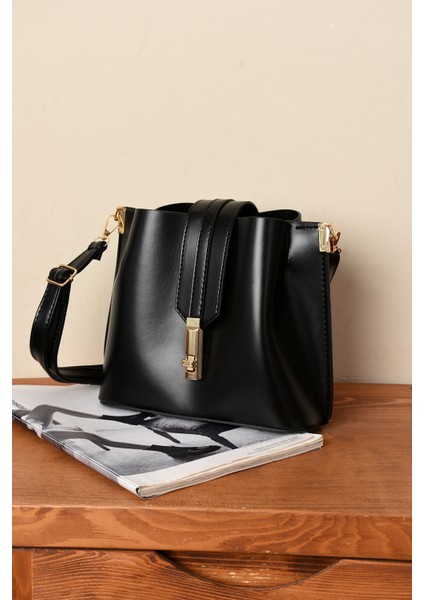 Kadın 3 Bölmeli Elden Tutmalı Omuzdan Asmalı Kaliteli Çanta