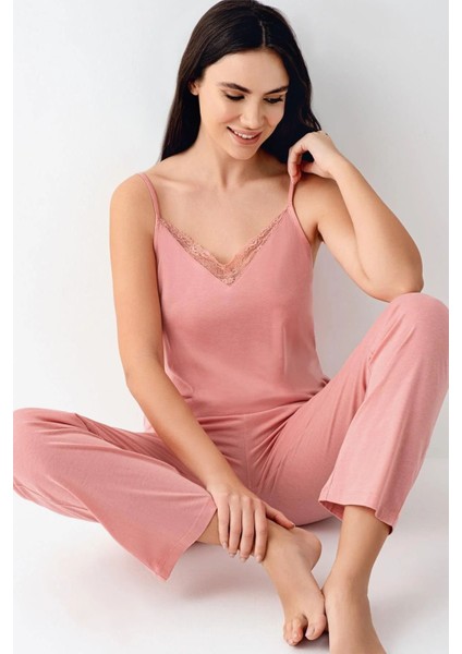 9082 Kadın Pembe Sabahlıklı Ip Askılı Dantel Detaylı 3'lü Pijama Takımı fiyatları