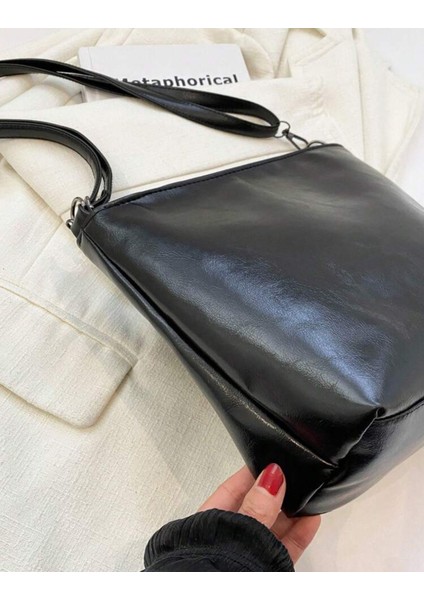 Çapraz Askılı Salaş Omuz Çantası modelleri