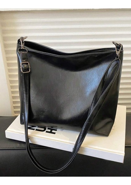 Çapraz Askılı Salaş Omuz Çantası fırsatları