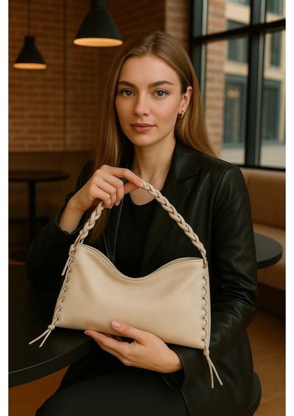 Lüks Düğümlü Sap Detaylı Kadın Omuz Çantası – Şık Tasarım