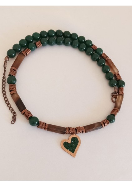 Yeşil & Kahverengi Akik Taşlı Kalp Figürlü Doğal Taş Kolye – 45 cm fırsatları