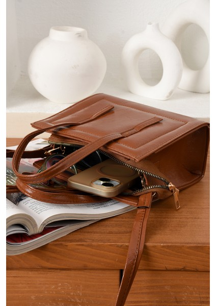 Lüks Reyhani Kutu Çapraz Askılı El ve Omuz Çantası fırsatları