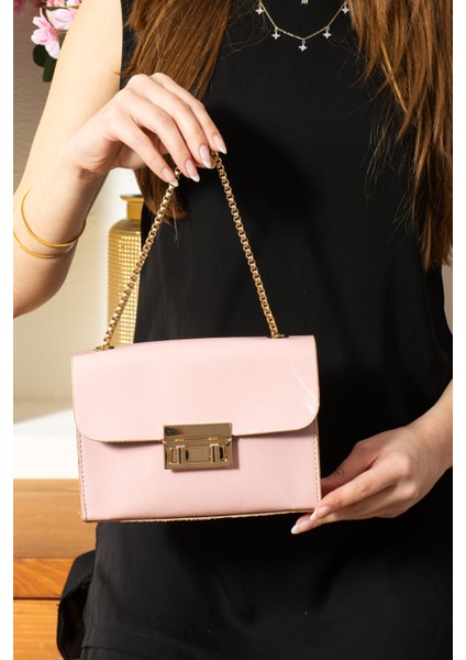 Kadın Çapraz Zincir Askılı Omuz Çantası modelleri