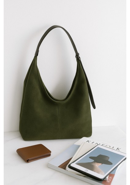 Lüks Süet Dokulu Geniş Omuz Çantası