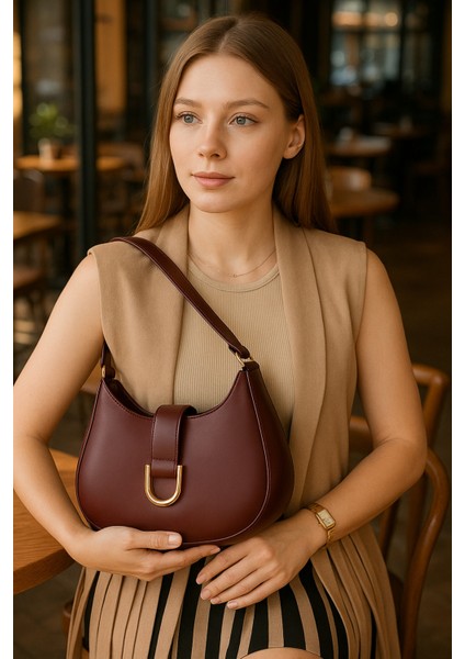 Lüks Metal Tokalı Omuz Çantası fiyatları