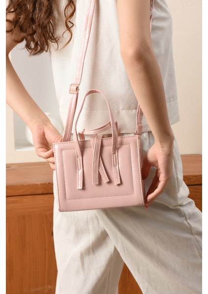 Lüks Reyhani Kutu Çapraz Askılı El ve Omuz Çantası modelleri